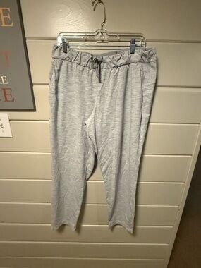 lululemon athletica Light Gray Striped Pull-On Pants